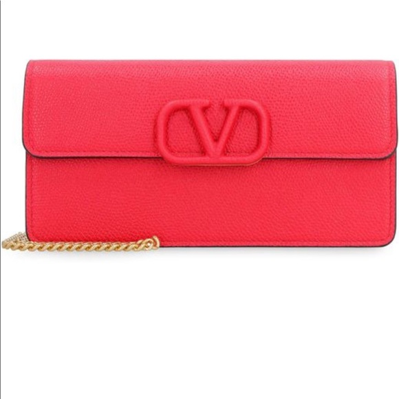 LIKE NEW Valentino Wallet on Chain - Picture 3 of 6